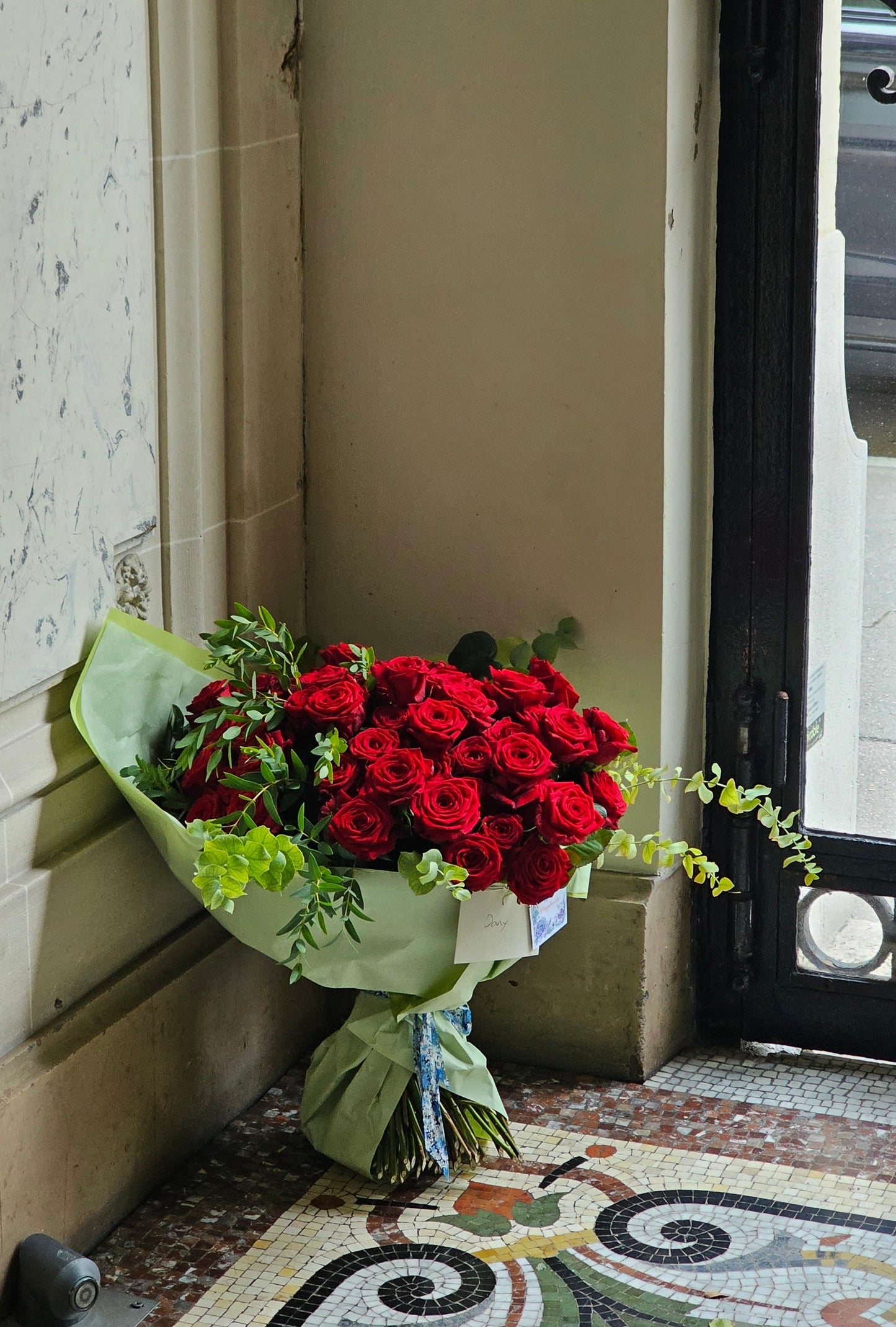 b. Classic Red Rose Bouquet – Valentine's Day